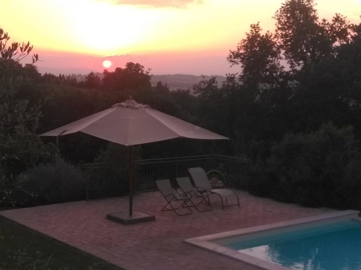 Fonte Pace Luxury Villa - A Fontanaro Property Paciano ภายนอก รูปภาพ